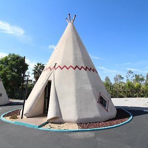 Wigwam Motel